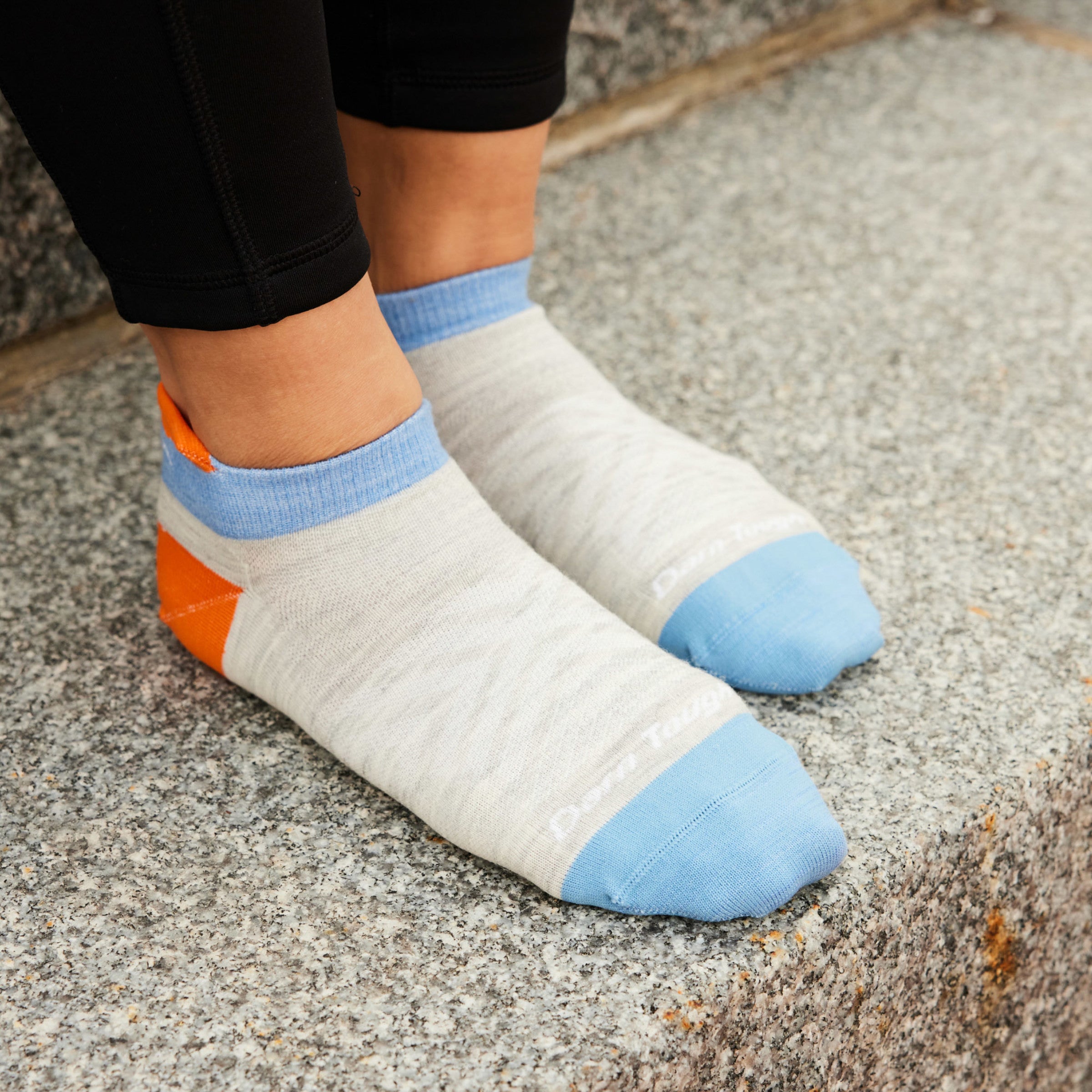 Women's Run No Show Tab Ultra-Lightweight Running Socks - Image 3