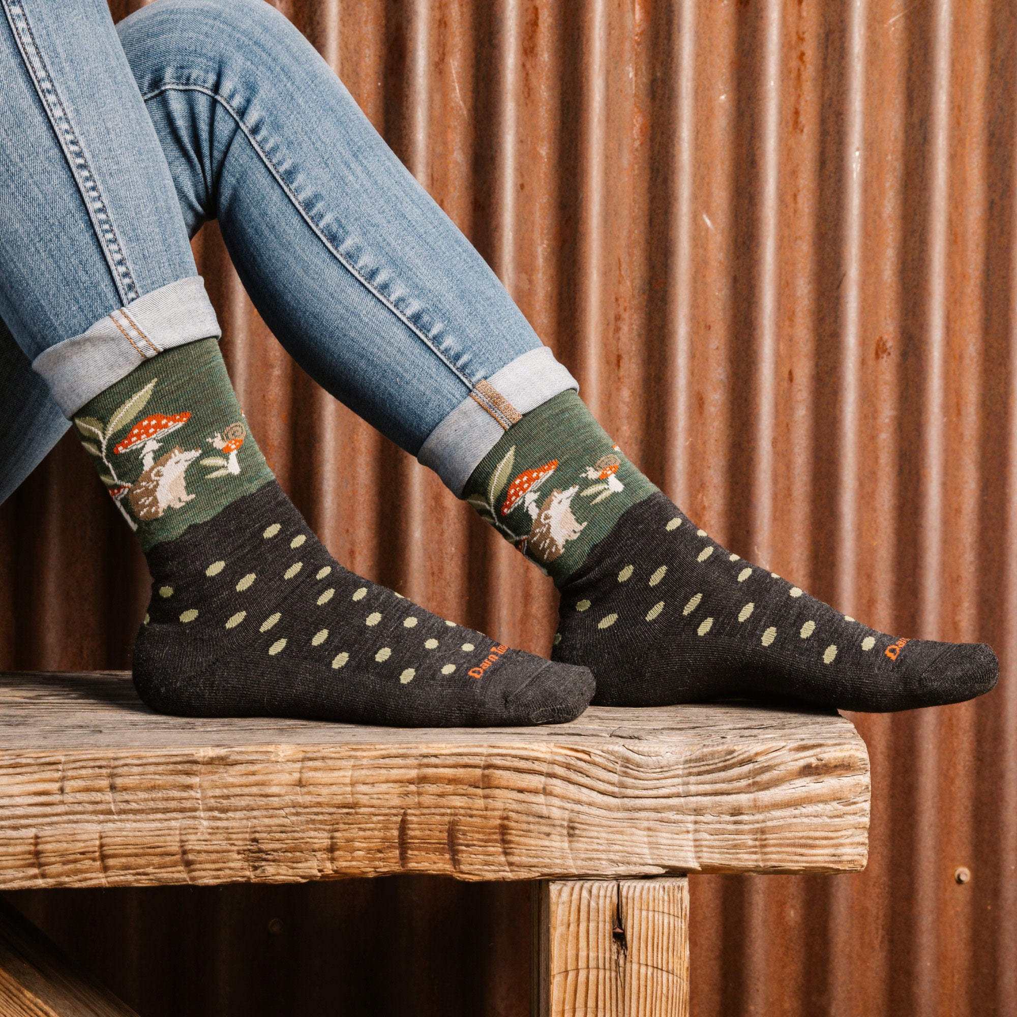 Women's Wild Life Crew Lightweight Lifestyle Socks - Image 5