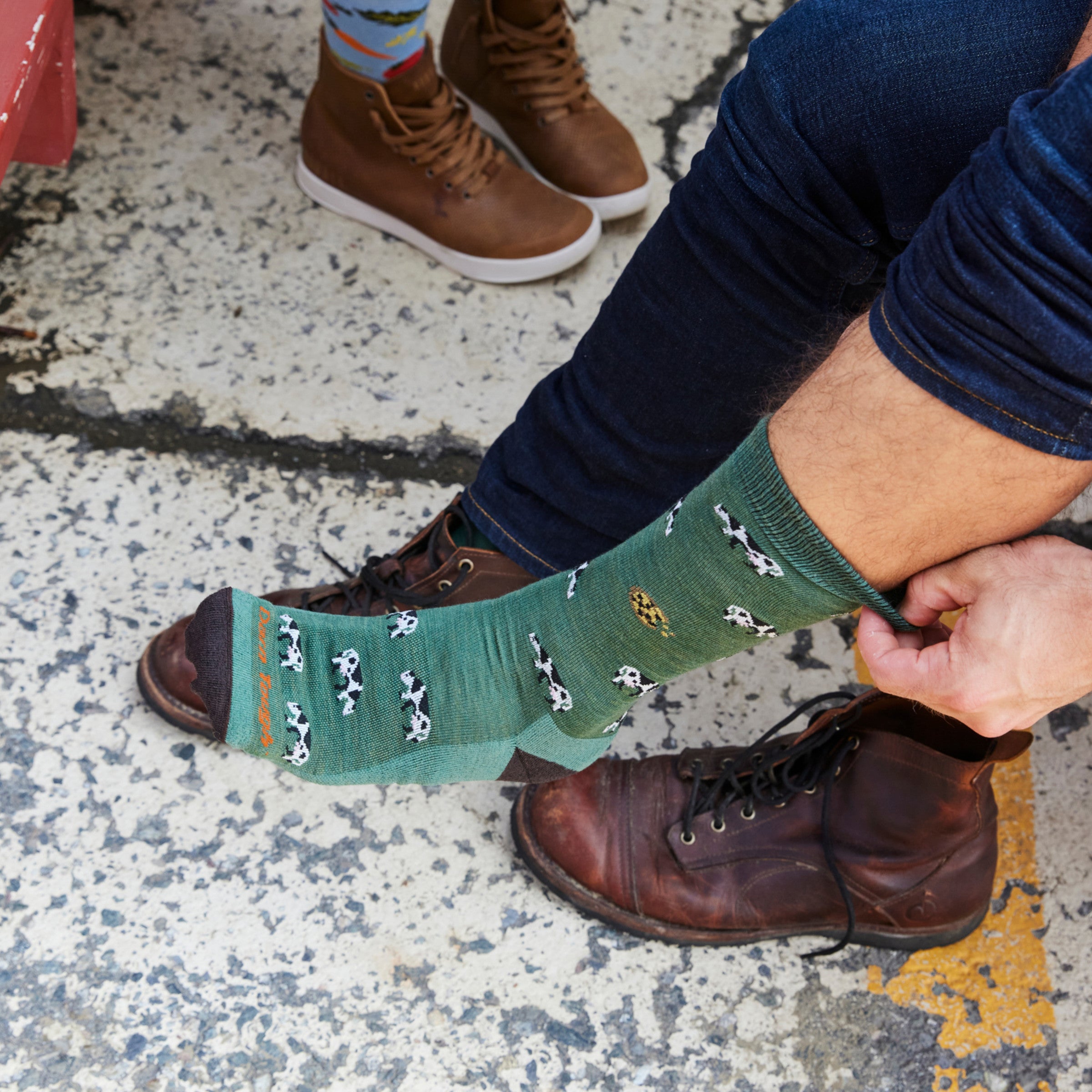 Men's Dairy Air Crew Lightweight Lifestyle Socks - Image 2