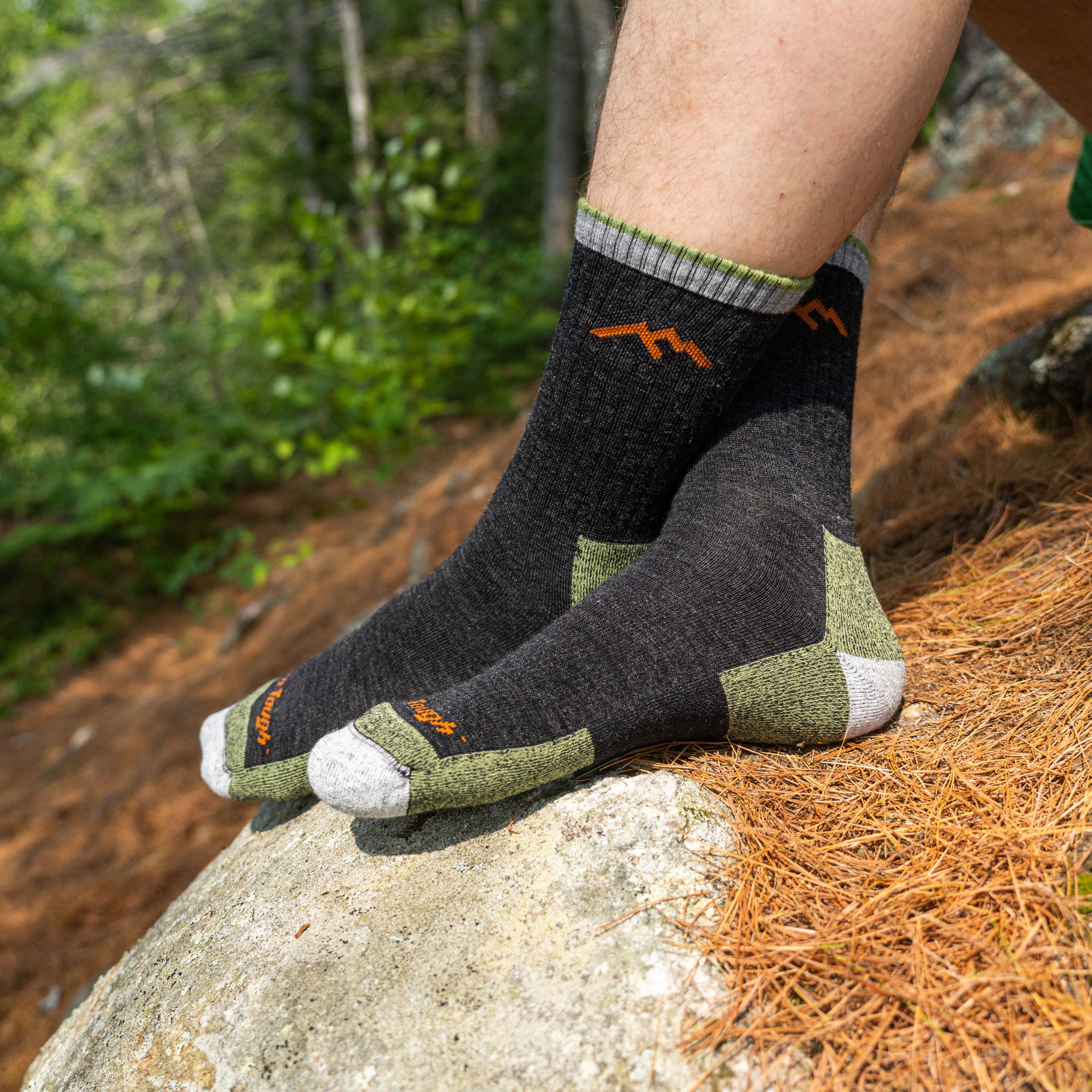 Men's Hiker Micro Crew Midweight Hiking Socks - Image 15